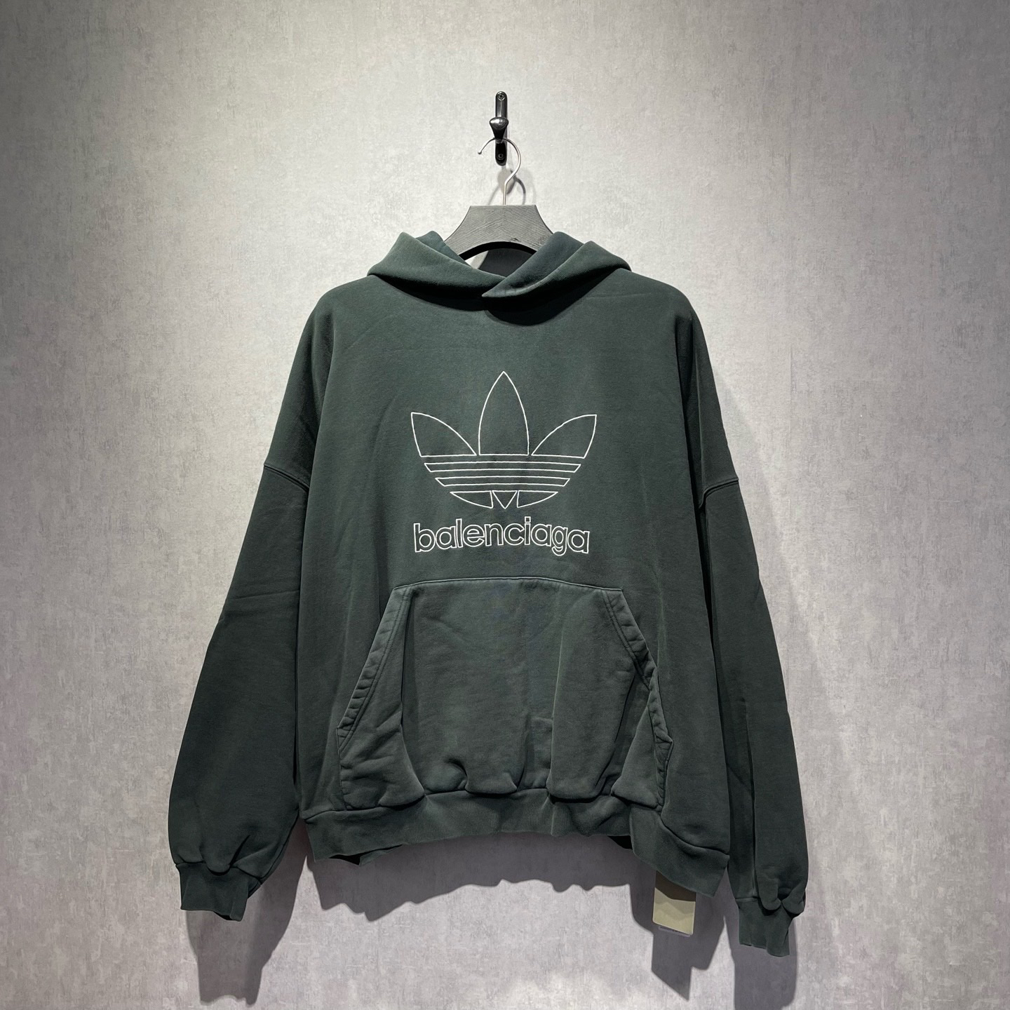 未使用 Balenciaga/巴黎世家 adidas联名三叶草印花连帽卫衣/3码