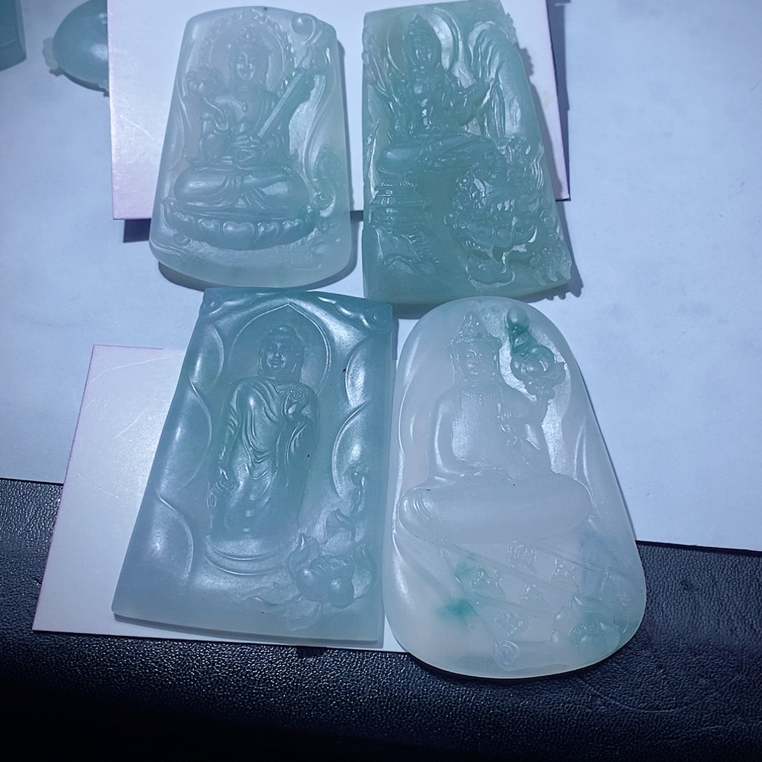 小***1定制翡翠未镶嵌翡翠