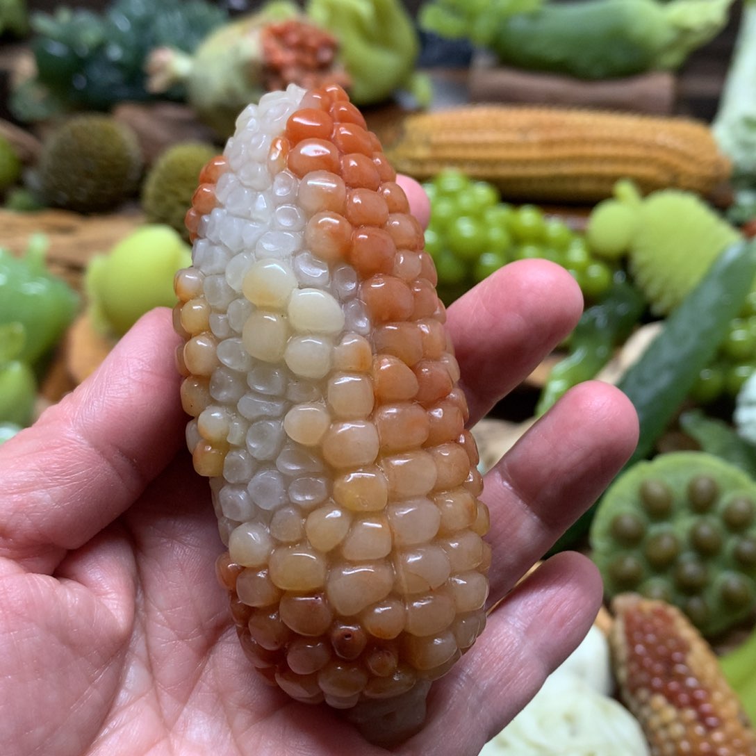 石英质玉（金丝玉）手把件未镶嵌