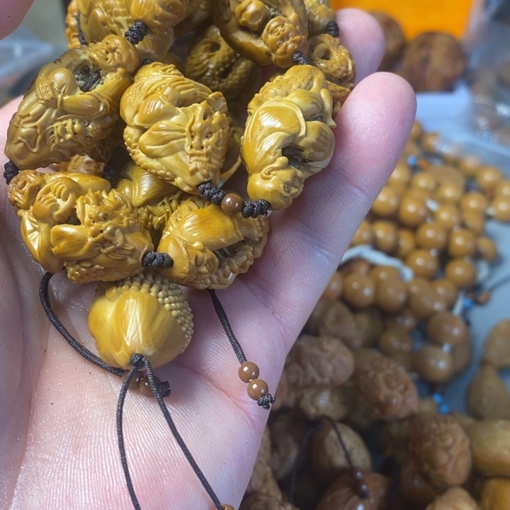 橄榄核手串凳*28干干净净了