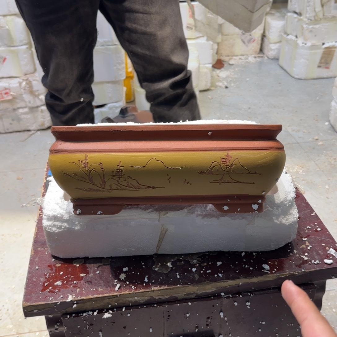 紫砂花盆瑕疵和瑕疵