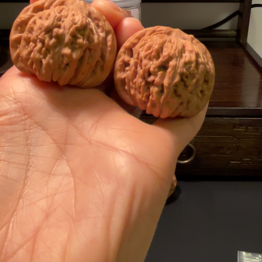 梁***皓吊坠文玩核桃四座楼