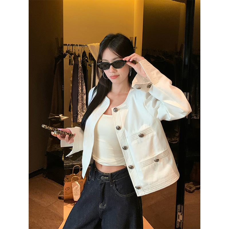韩系温柔气质白色小香风外套女2025秋季新款千金风百搭夹克短上衣