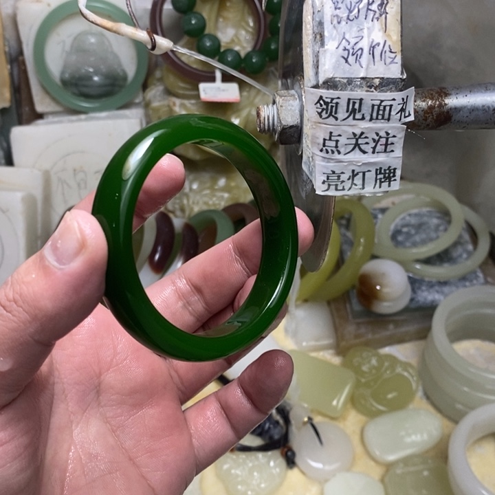 和田玉未镶嵌手镯58圈口