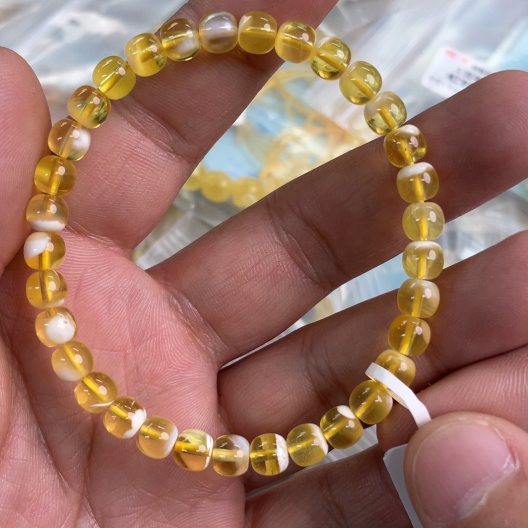 琥珀裸石未镶嵌1210000000