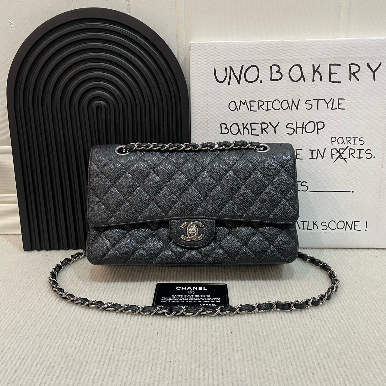 95新 Chanel/香奈儿 黑银中号荔枝纹cf