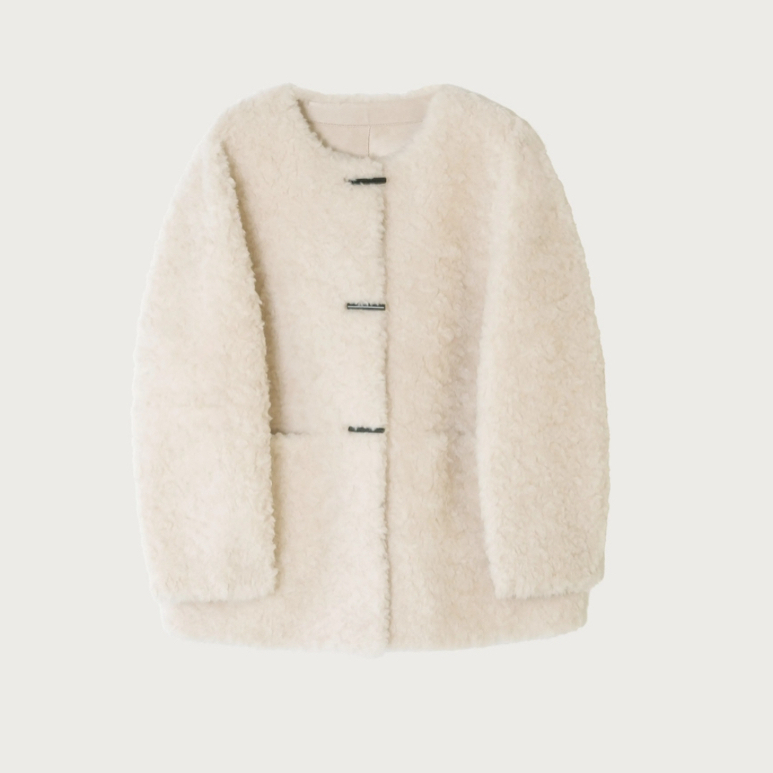 【XIAOHUIHUI】 斯瓦卡拉绵羊毛圆领毛外套