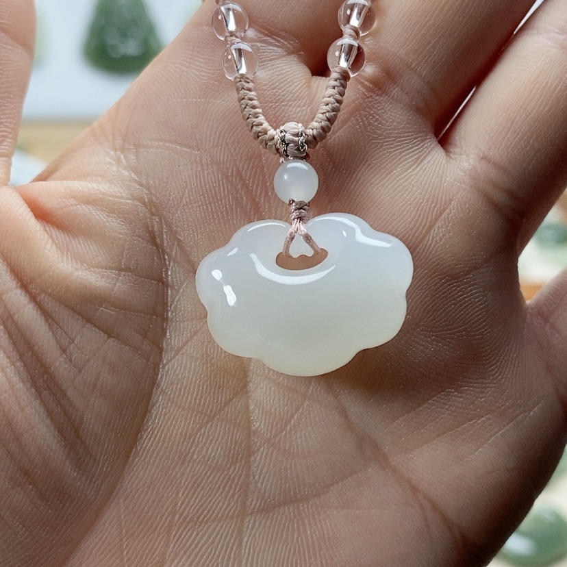 【闪购商品】颈饰未镶嵌和田玉