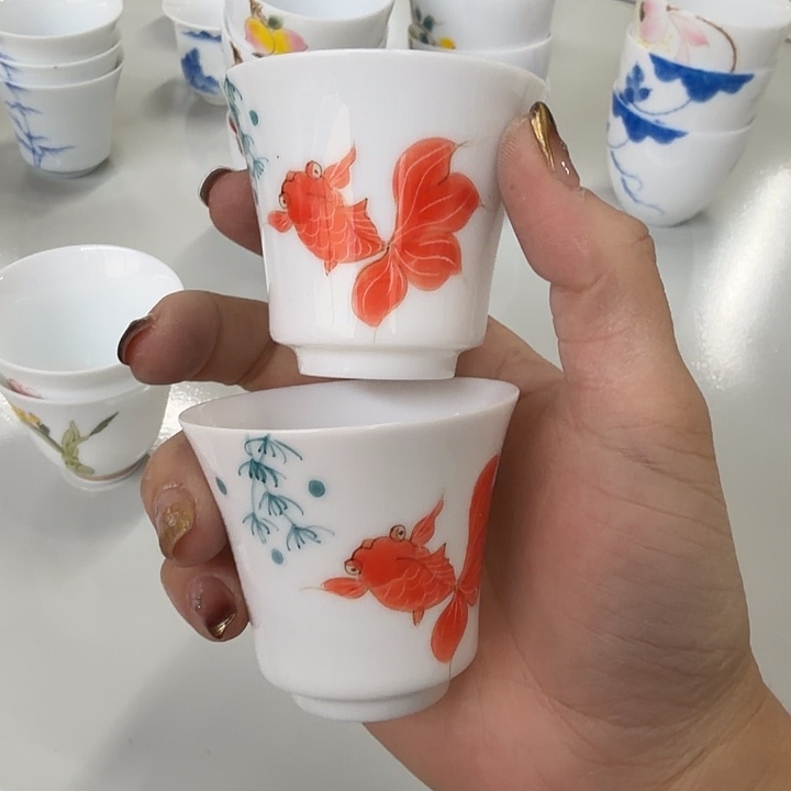 孤品微瑕冰种手绘釉下彩主人杯两个一组60锦鲤