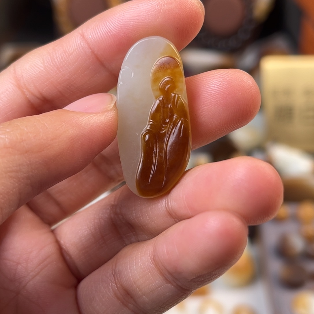 和田玉（糖玉）未镶嵌颈饰