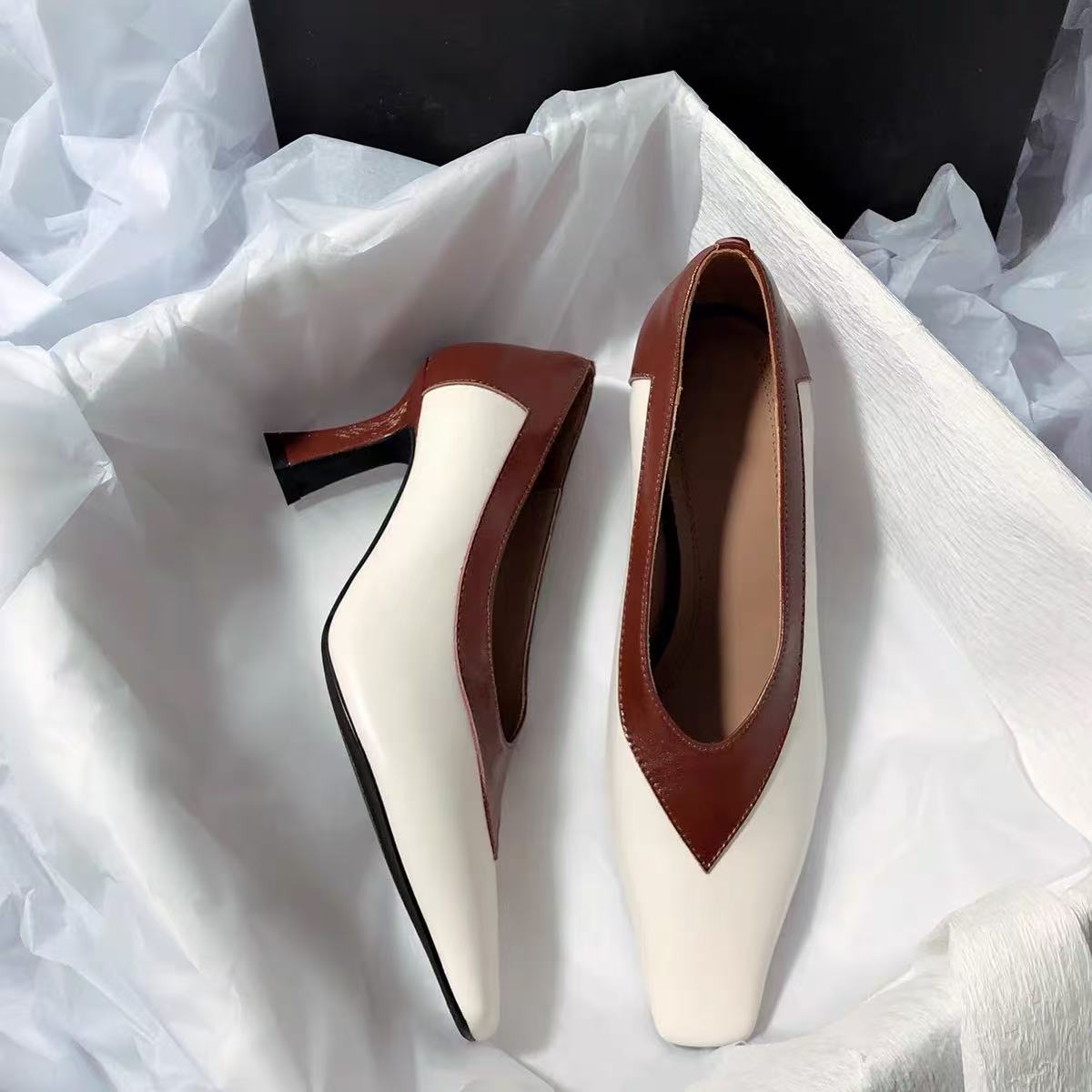 173-5红棕色深口高跟鞋高级感