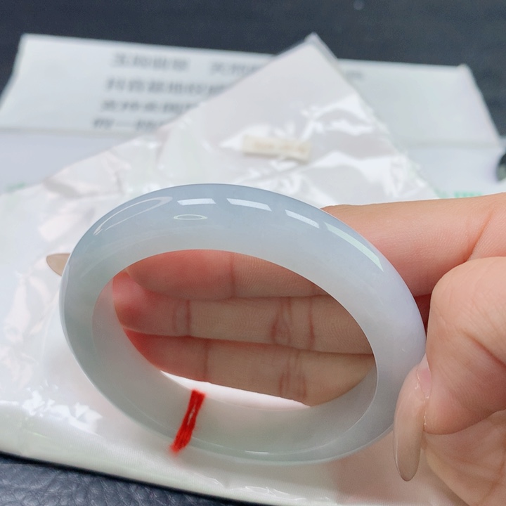 翡翠未镶嵌手镯5455