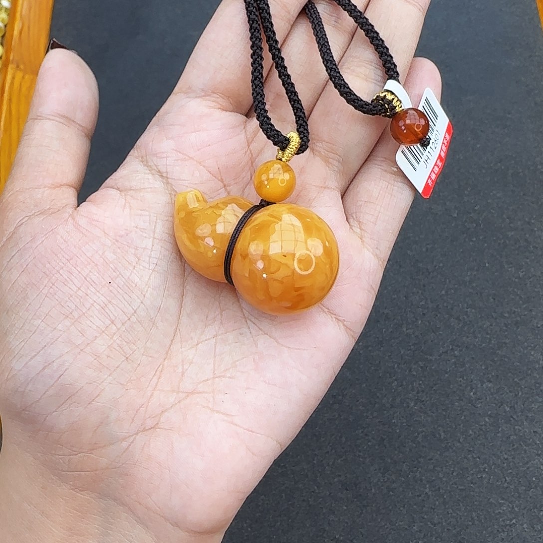 琥珀颈饰未镶嵌吊坠