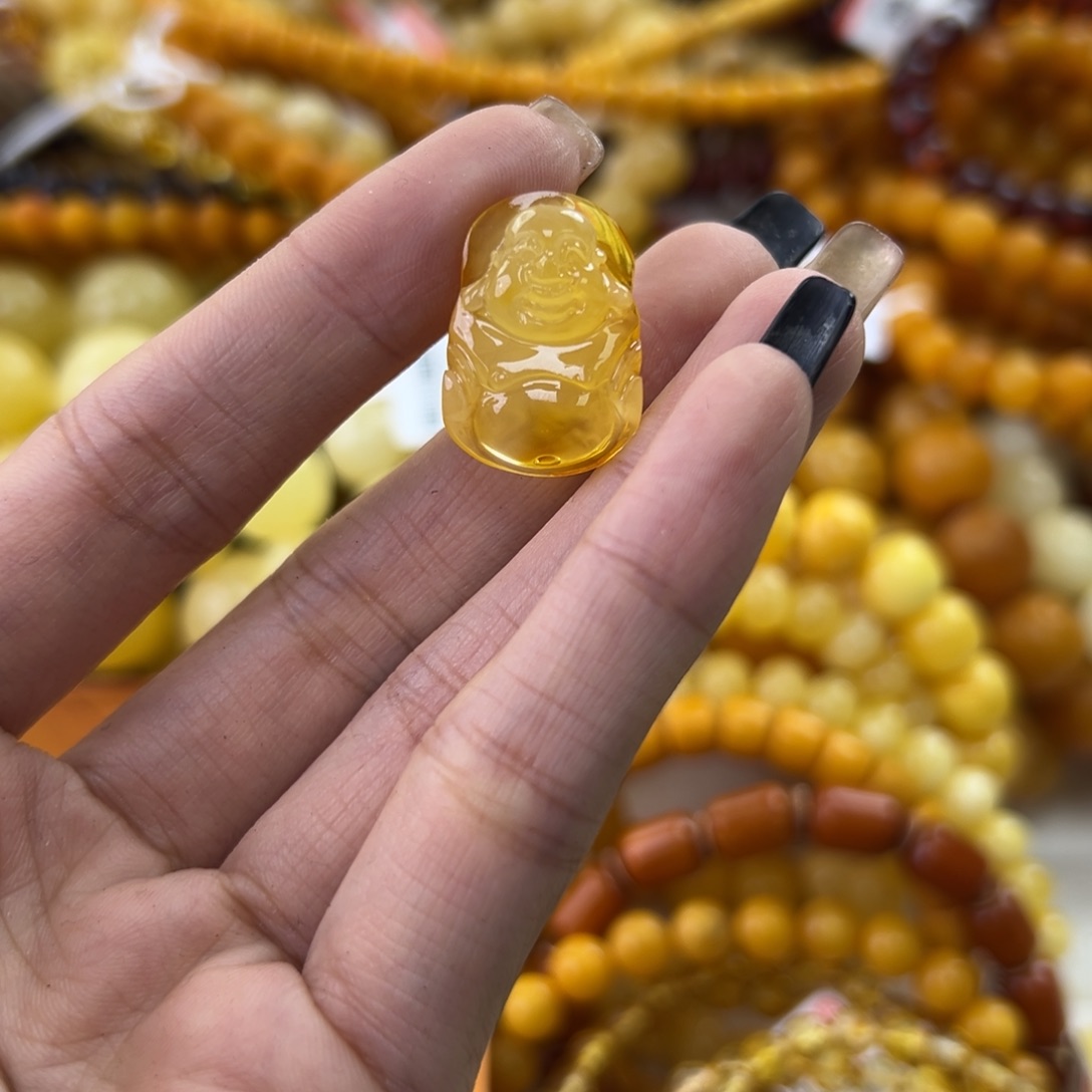 琥珀珠宝奇石未镶嵌