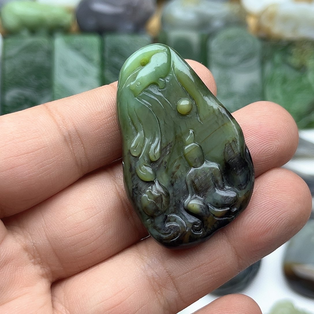 和田玉挂件未镶嵌