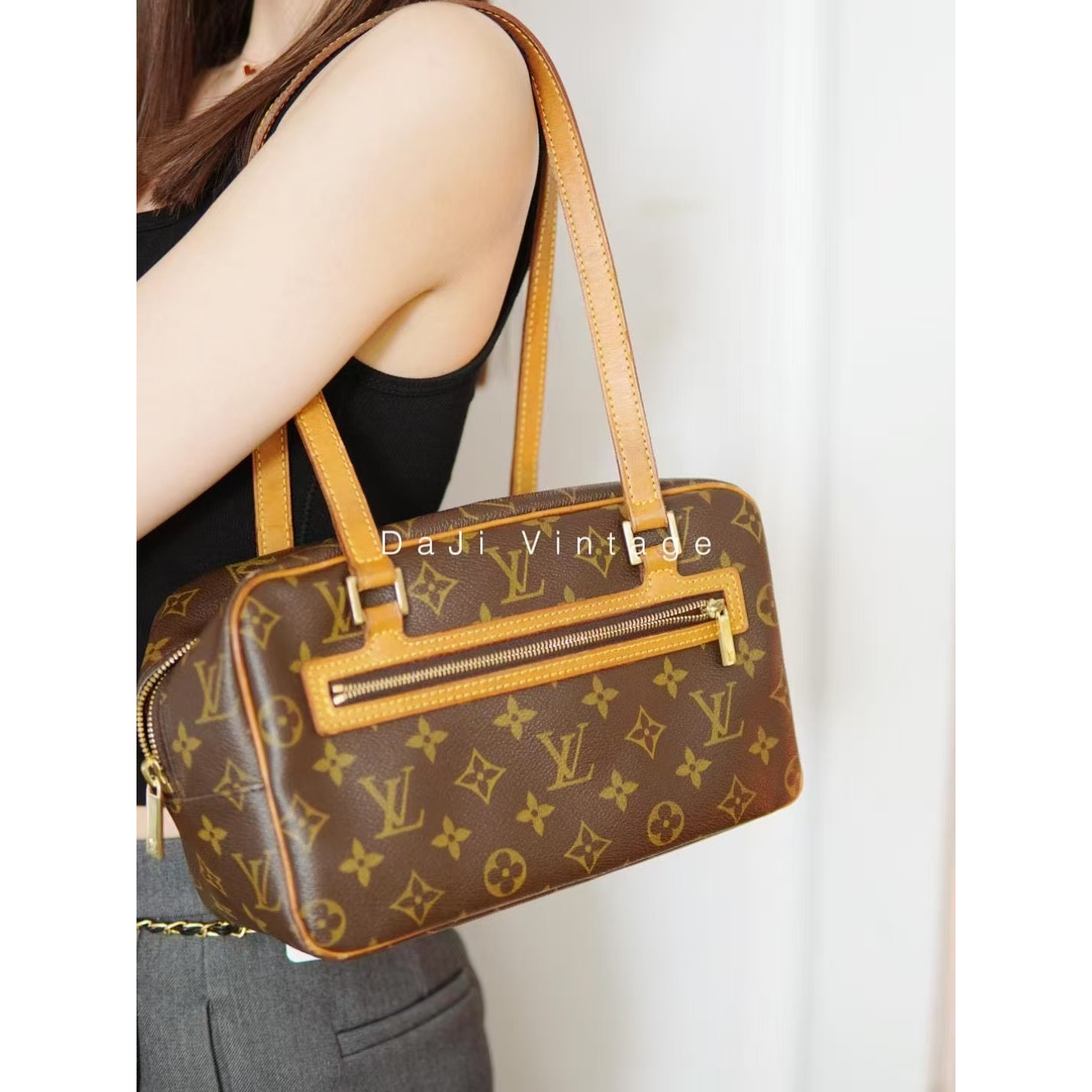 95新 LouisVuitton/路易威登 大吉中古th/LV中号开口笑单肩包