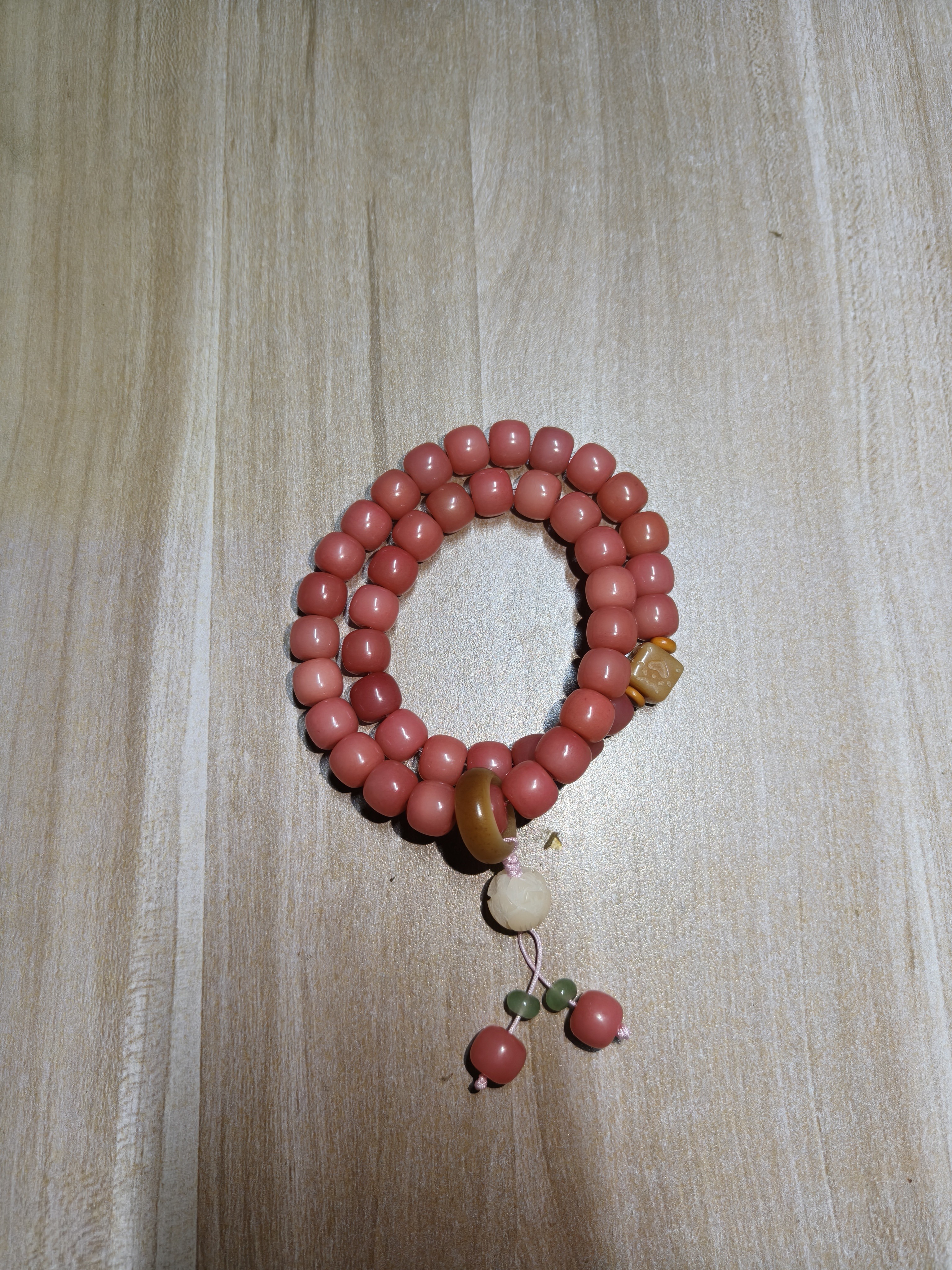 ZJ156-精品莲花手串 无礼盒