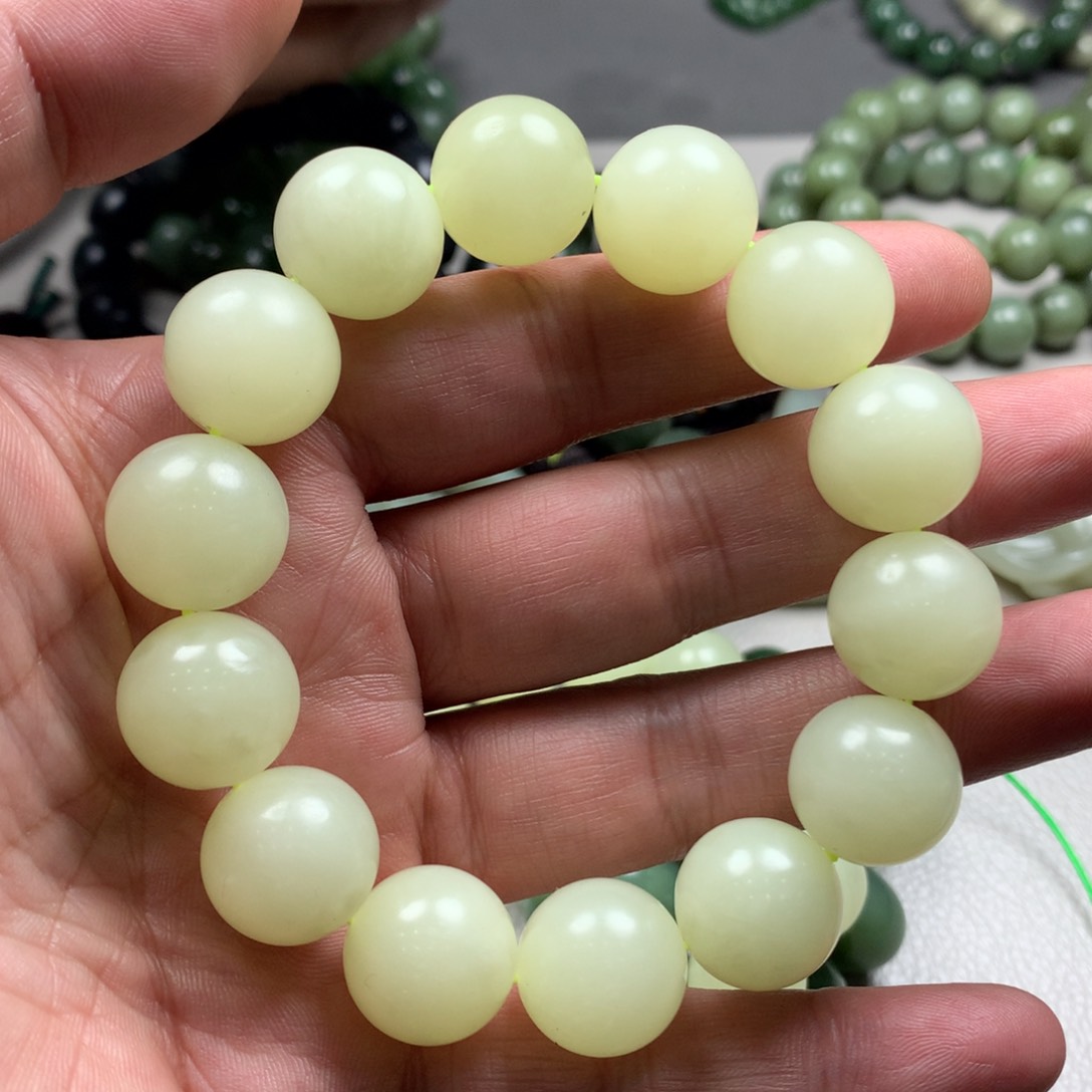 和田玉手链未镶嵌