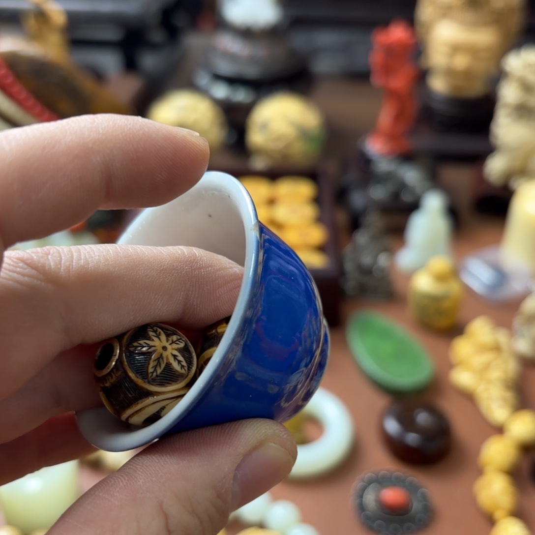 世***迎瓷片雕刻精美精致