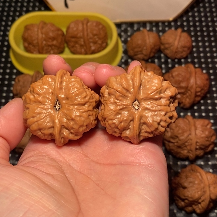 把件文玩核桃肌肉蛙