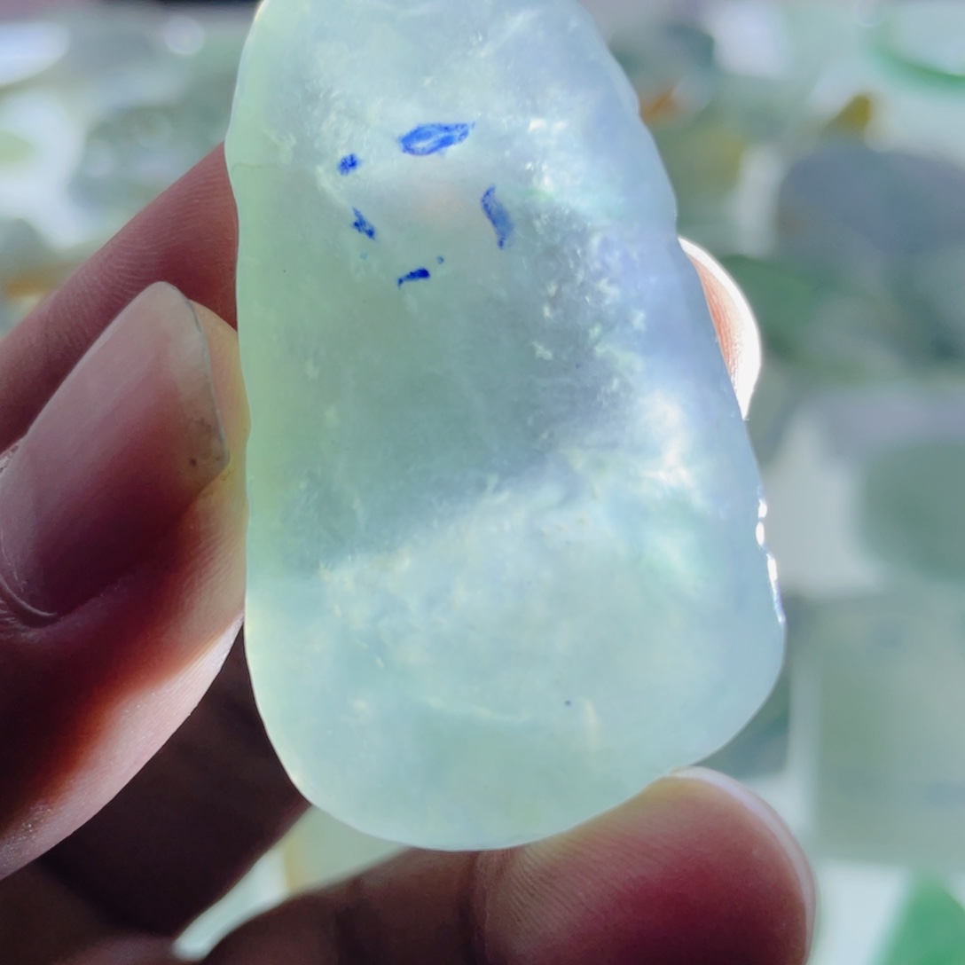 定制翡翠未镶嵌天然翡翠雕刻定制