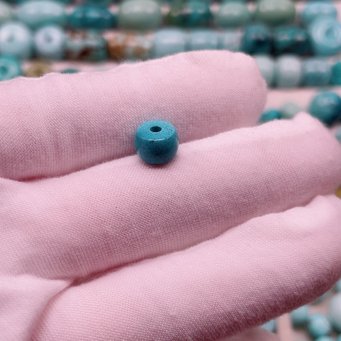 绿松石配饰未镶嵌赵*万