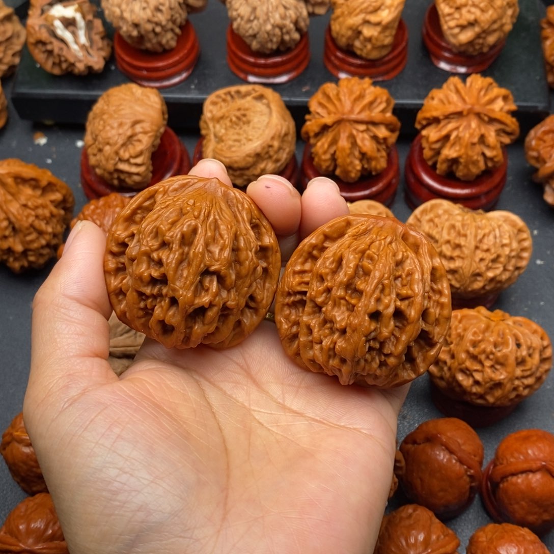 老***路文玩核桃把件虎头