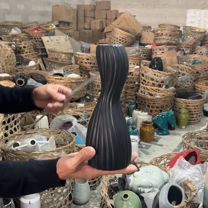 瓶高度25厘米口径4厘米微瑕捡漏