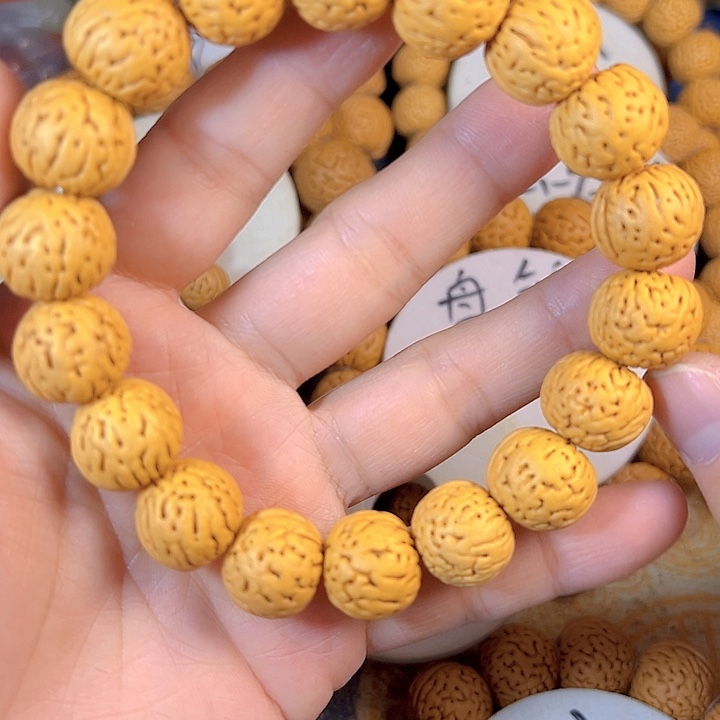 爱***亭吊坠桃核金丹桃核手串