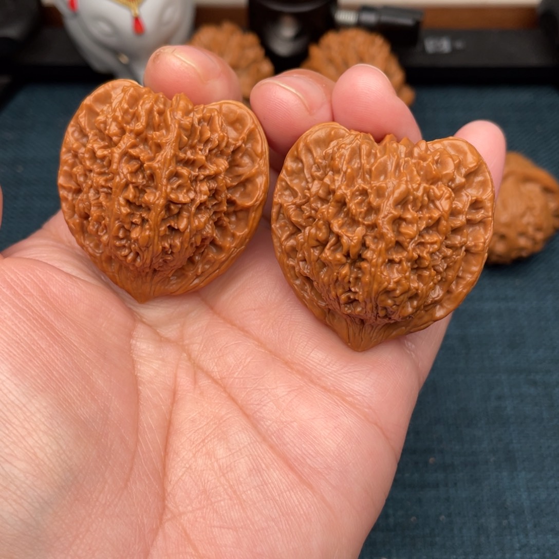 把件文玩核桃全品桃心满天星40