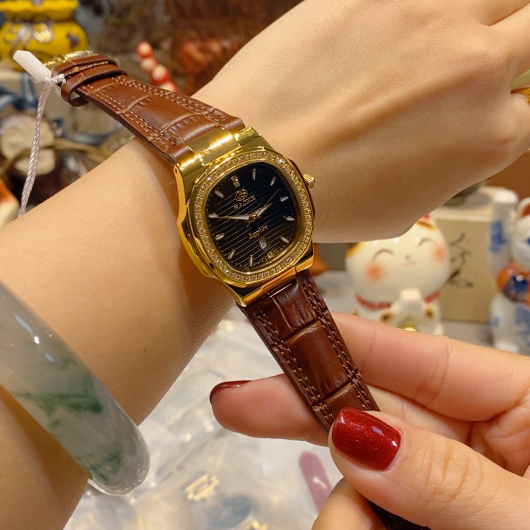 精钢小牛皮（革）精钢石英机芯-人工动能机芯