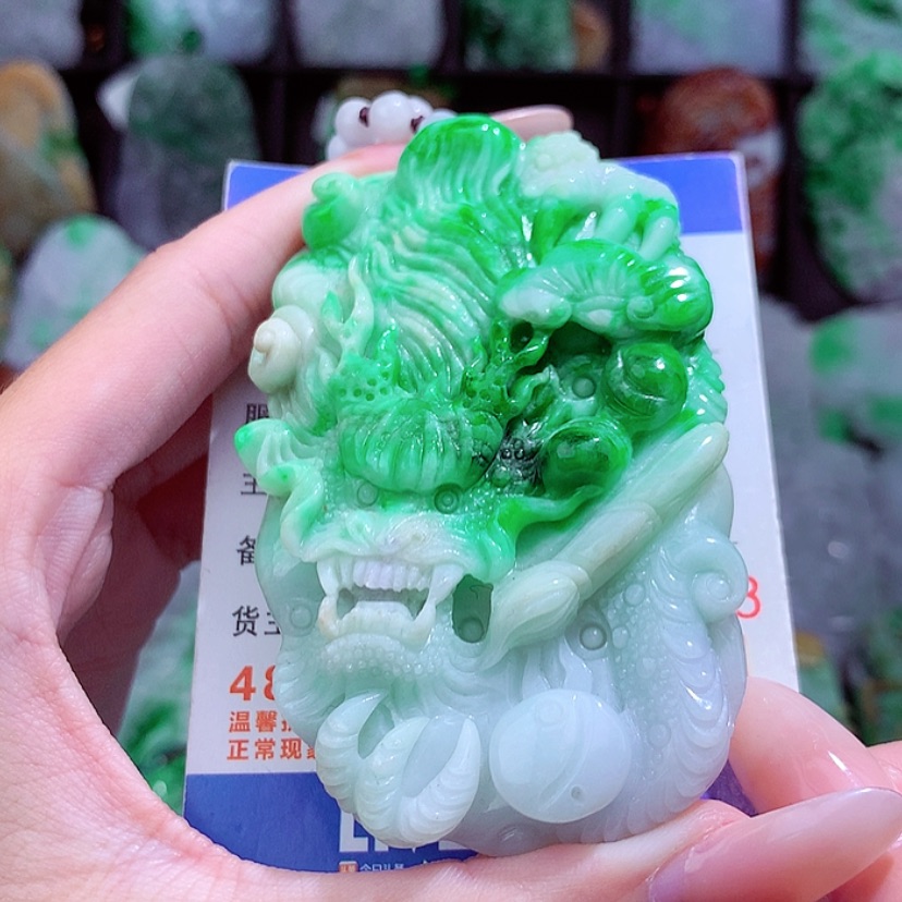 【闪购商品】翡翠颈饰未镶嵌挂件