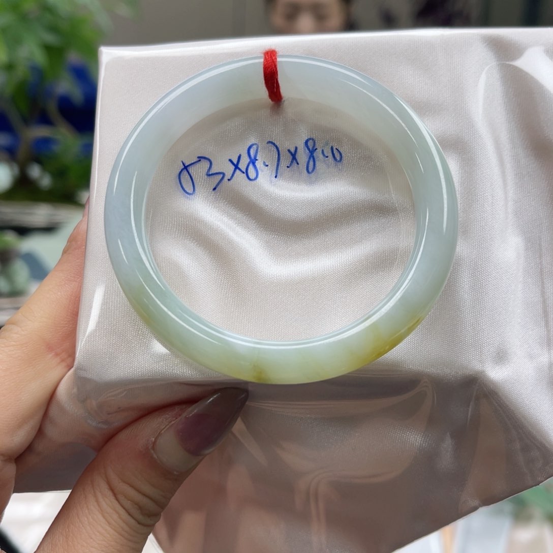 未镶嵌手镯翡翠翡翠
