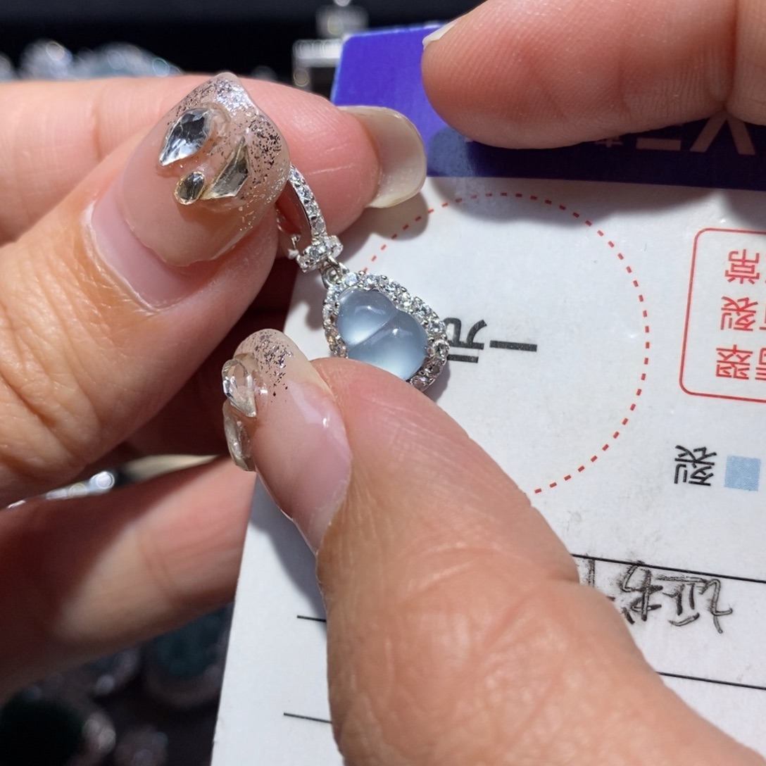 翡翠颈饰银S925镶嵌翡翠