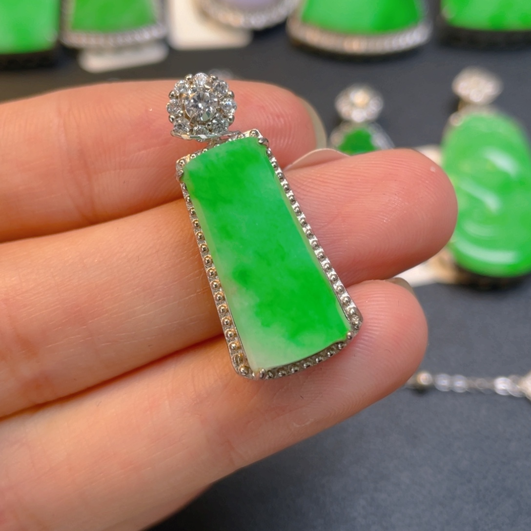 翡翠银S925镶嵌吊坠(不含链)