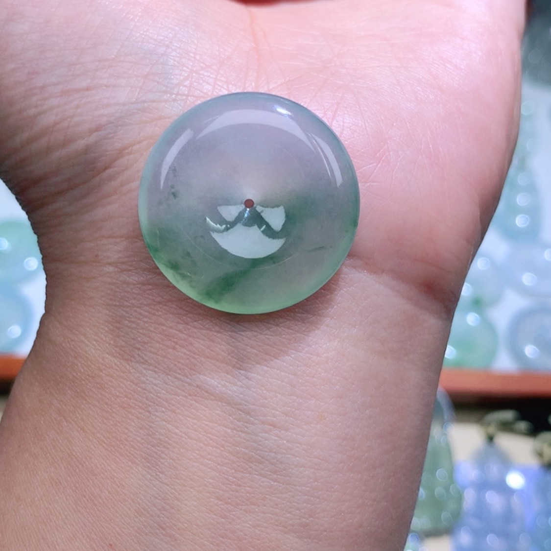 【闪购商品】翡翠颈饰未镶嵌平安扣