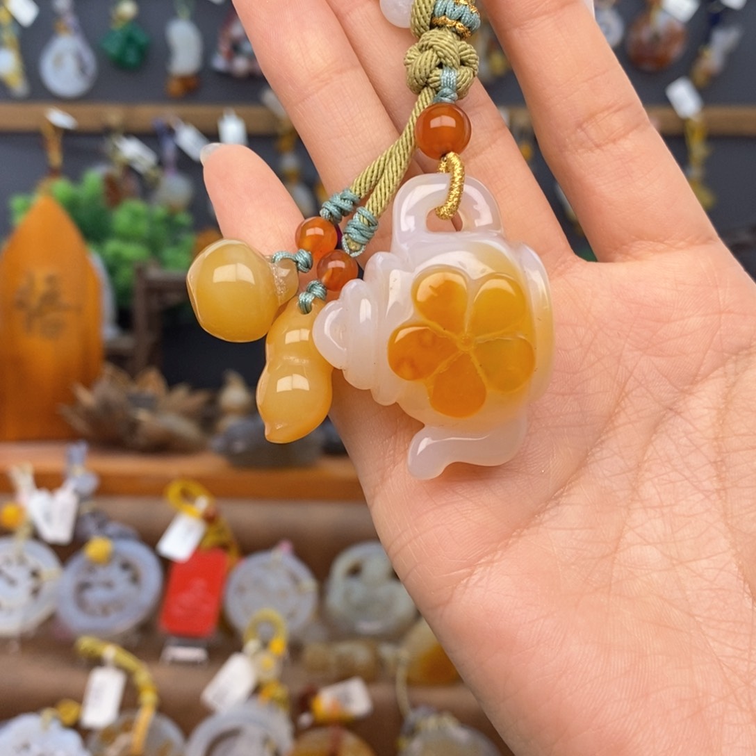 玛瑙/玉髓车挂未镶嵌666666666