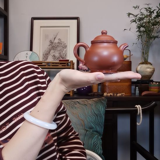 ****紫砂茶壶朱泥潘壶半手