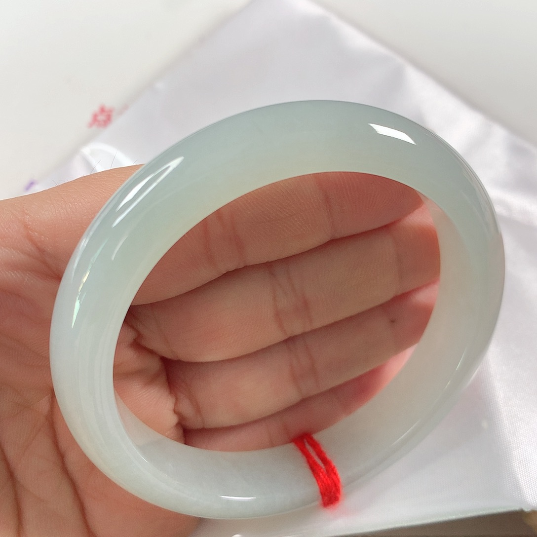 翡翠手镯未镶嵌①②⑦