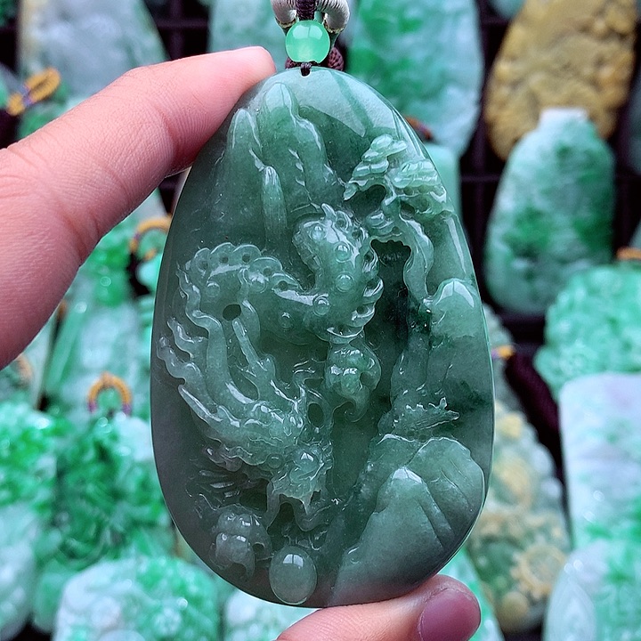 翡翠吊坠(不含链)未镶嵌