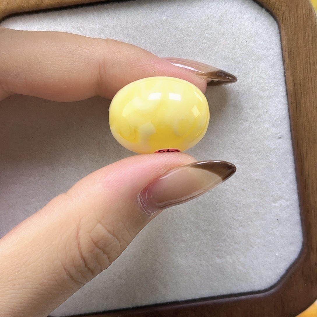 蜜蜡珠宝奇石未镶嵌奶枣