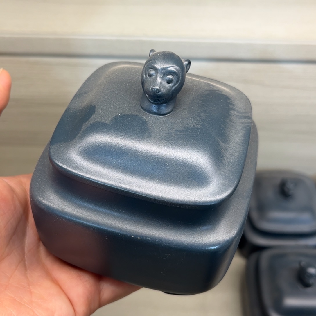 茶叶罐紫砂生肖猴