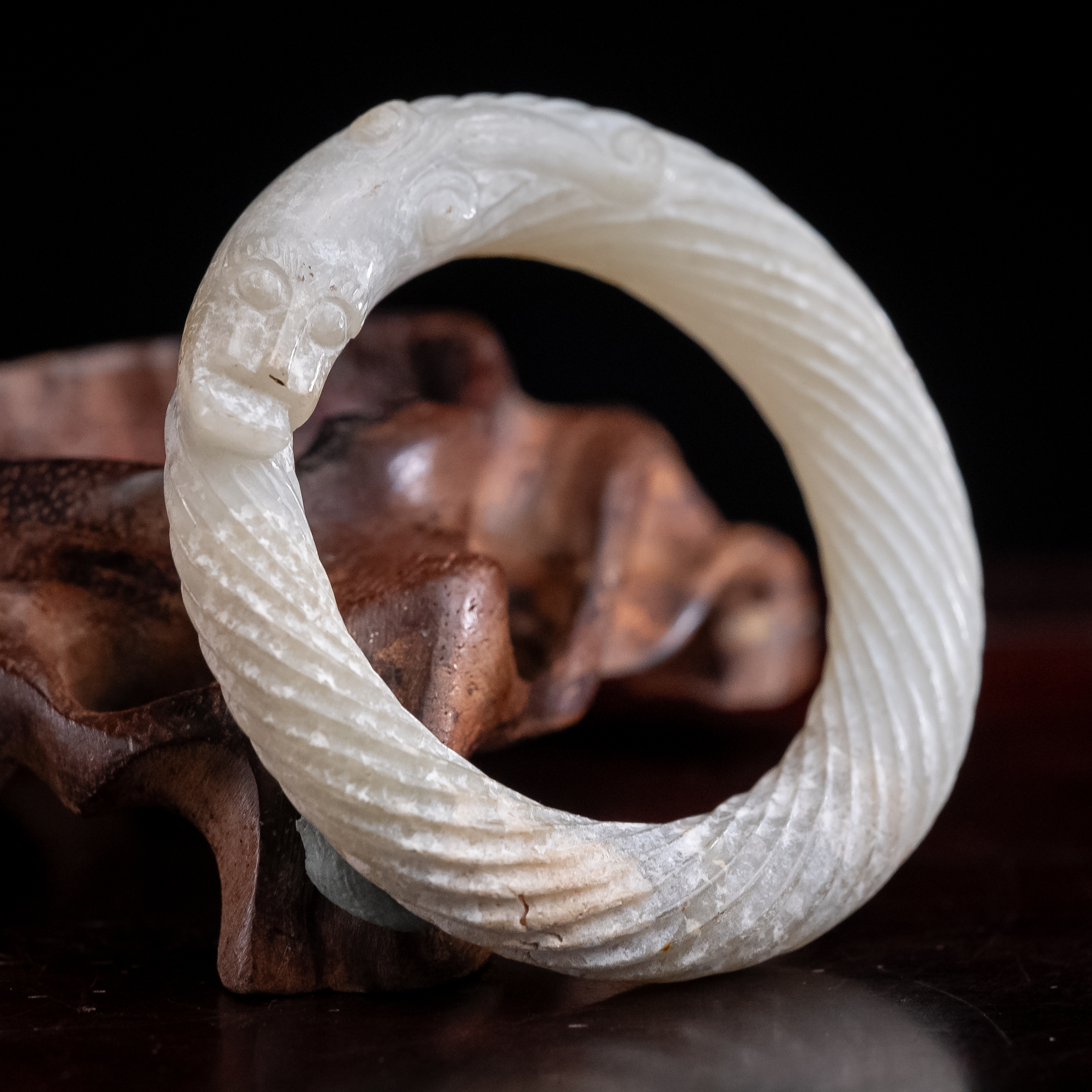 明代和田玉龙纹绞丝环-LM