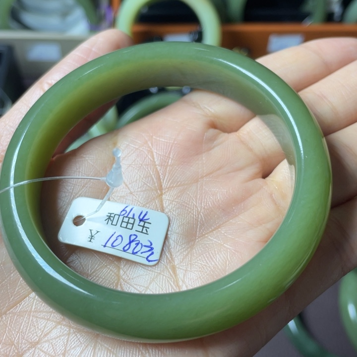 和田玉未镶嵌手串