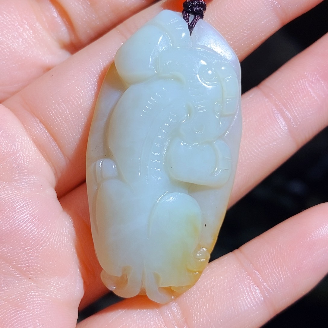 和田玉颈饰未镶嵌