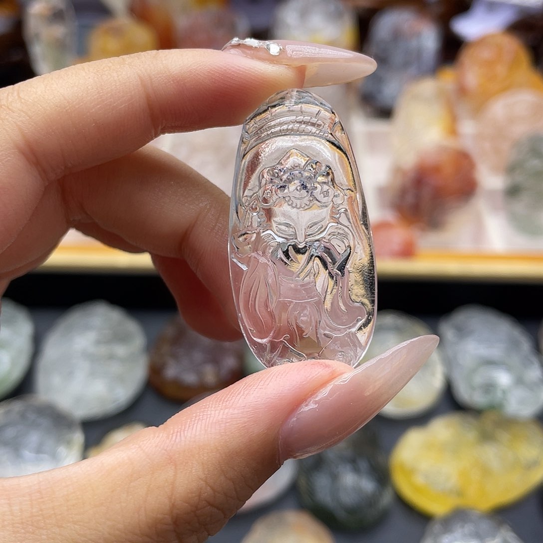 颈饰未镶嵌水晶天然