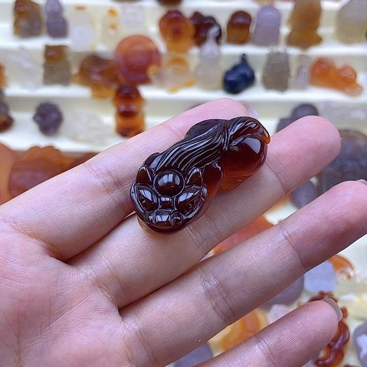 玛瑙/玉髓颈饰未镶嵌快**生