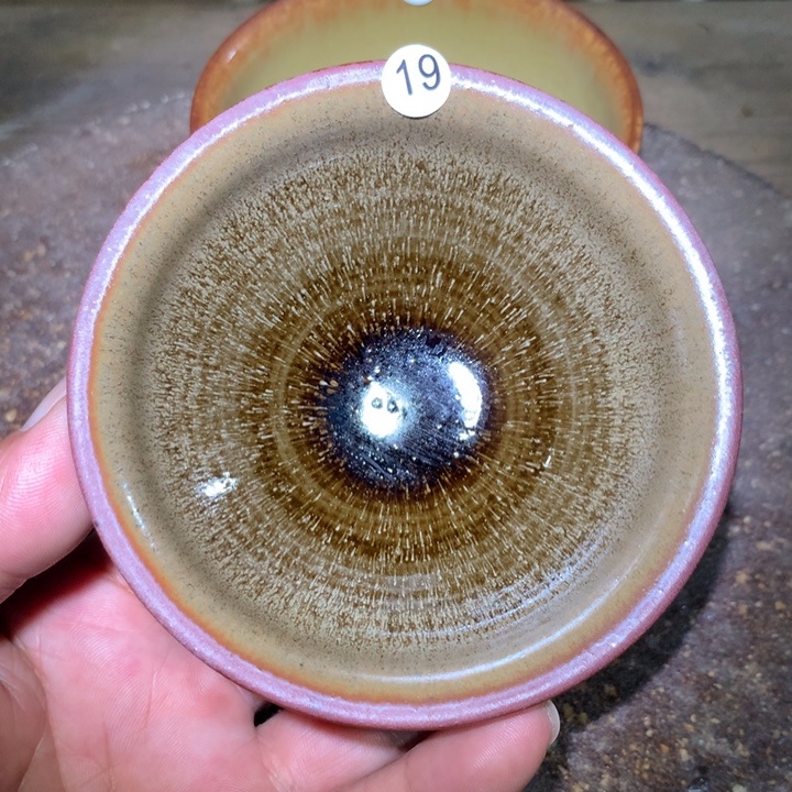茶盏细看这支公屏上说19
