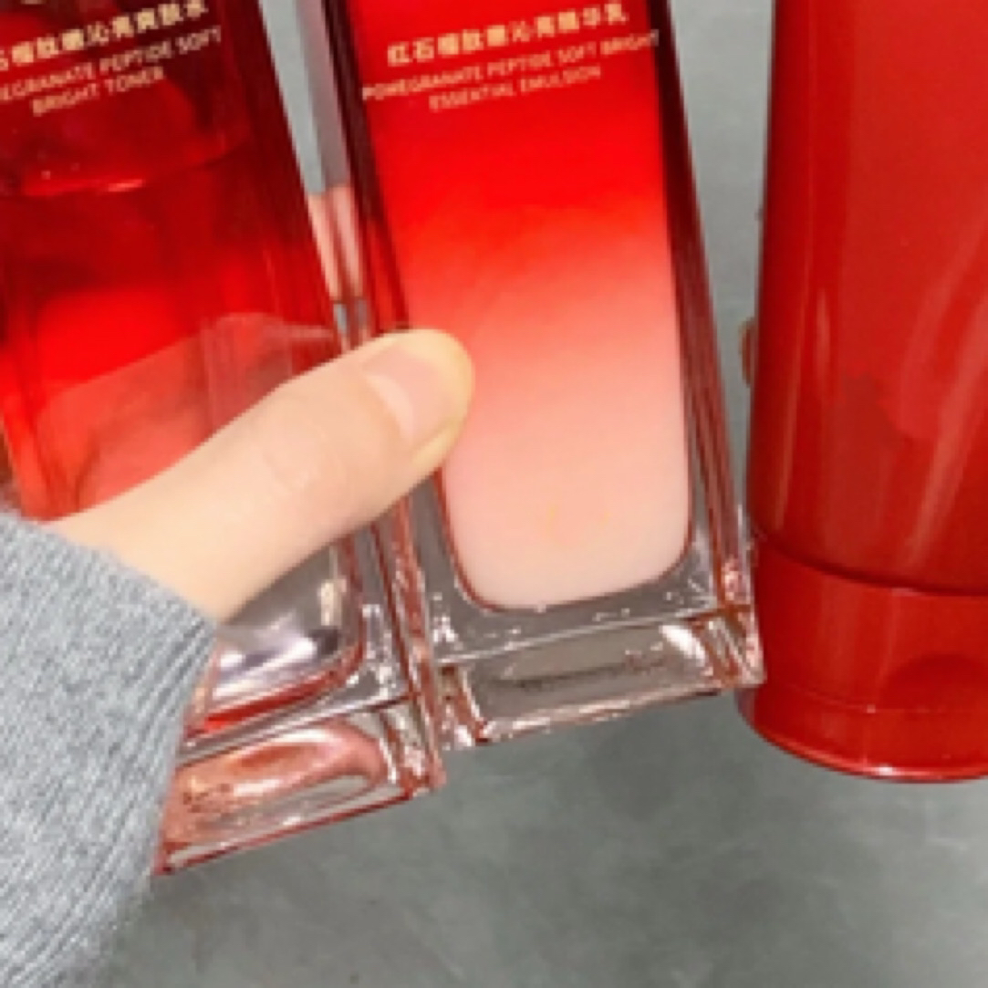 【小小米】一波福利～红参添加红石榴精粹高丽人参99%肌肽精华