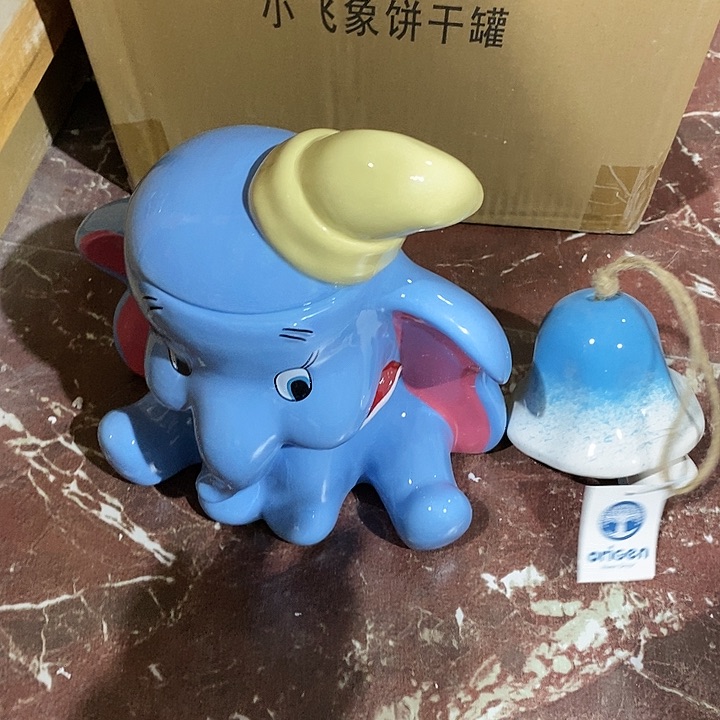 摆件士****?陶瓷树脂家居摆件